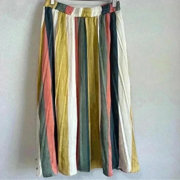Mystree Women’s Satin Silk Colorful Stripes Skirt Size M NWT - Picture 5 of 9